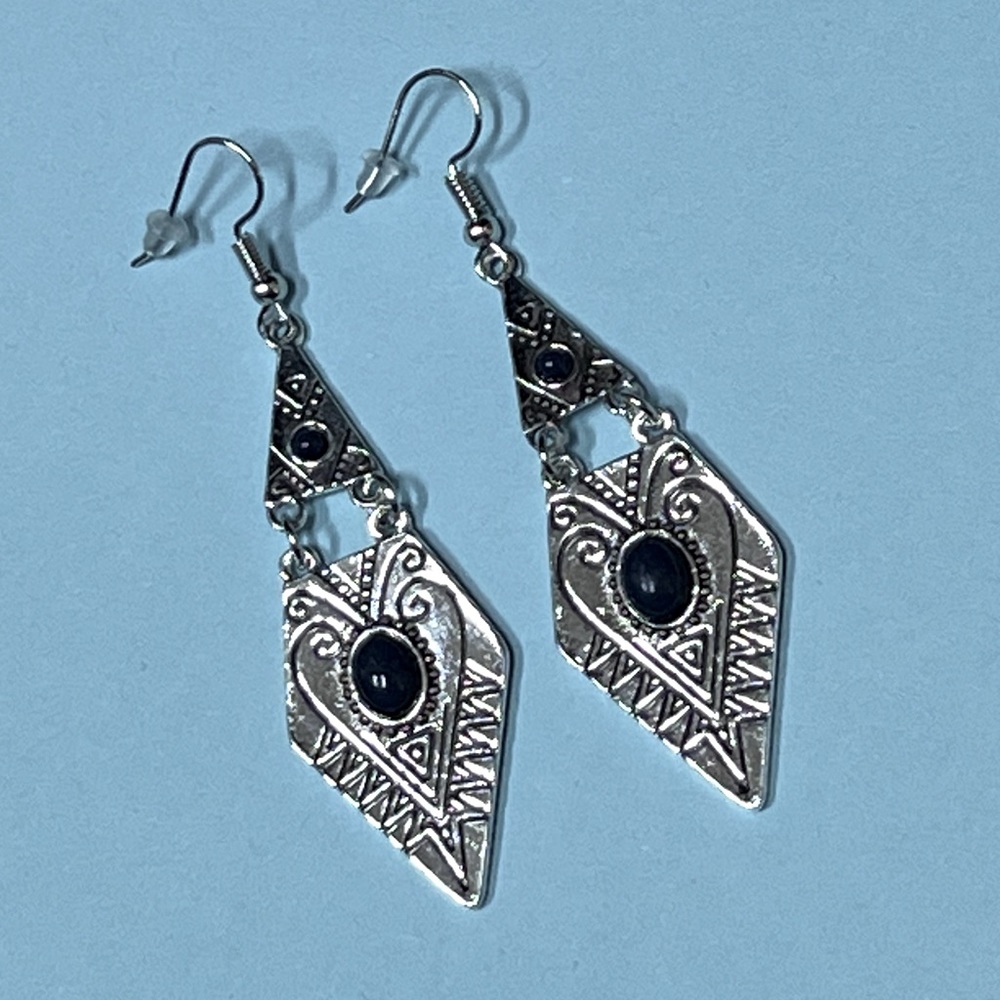 dangle earrings with navy blue stones